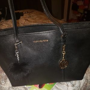 Michael Kors purse /authentic
